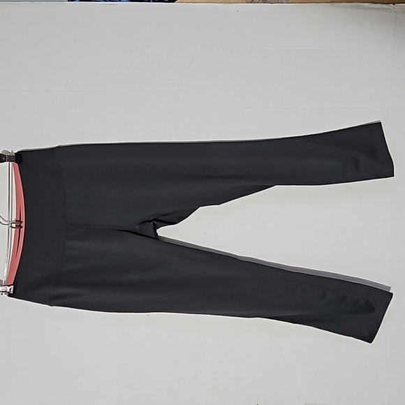 Reebok yoga pants Size Medium - Picture 2 of 5